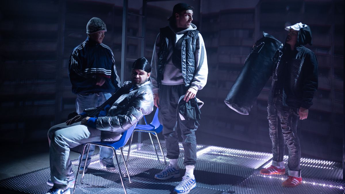 Divadlo v MeetFactory vypráví drsný příběh z norského předměstí